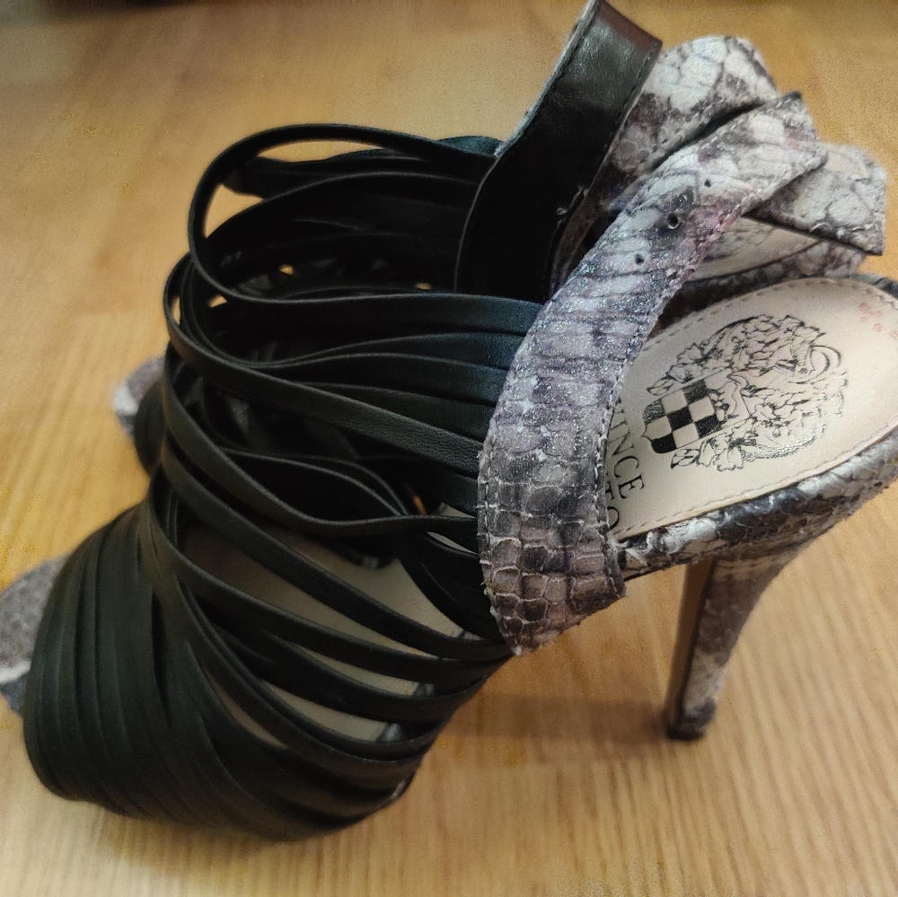 Adorable vince camuto heels
